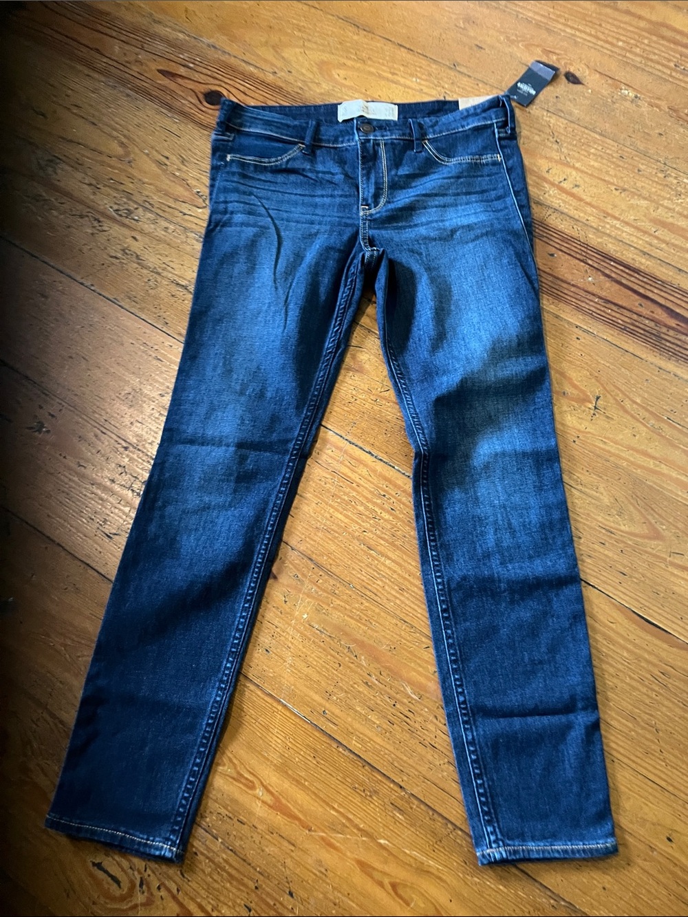 Hollister Women's Dark Blue Skinny Jeans